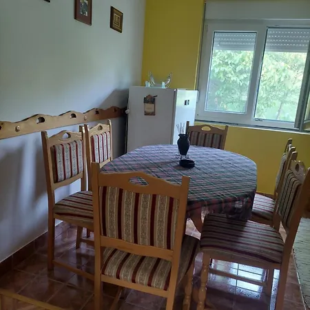 Vikendica Ninica Irig