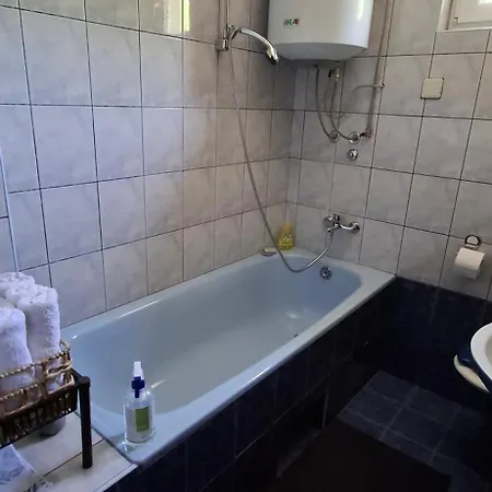 Vikendica Ninica Irig